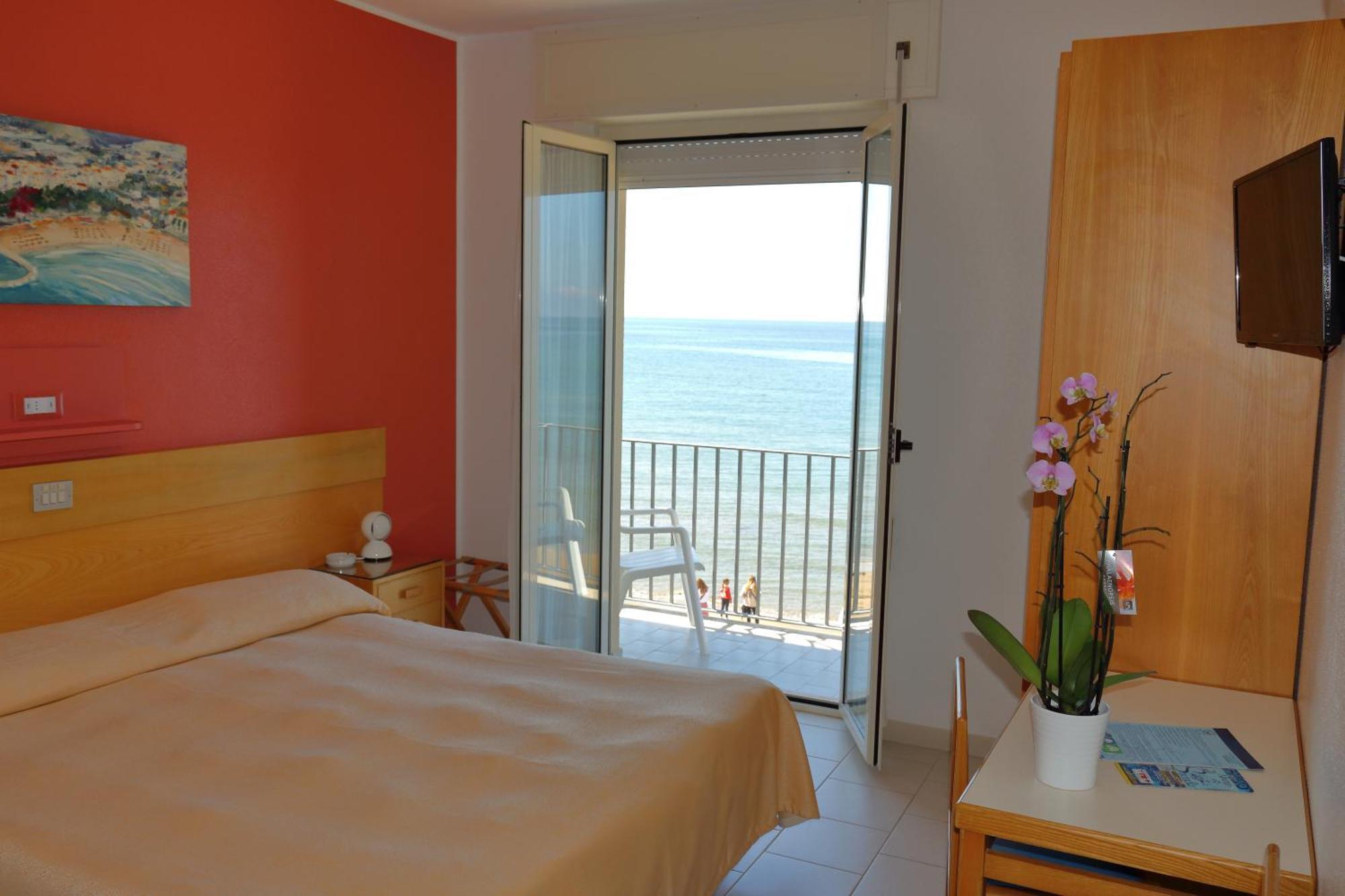 Albergo La Sirenella Sperlonga Esterno foto