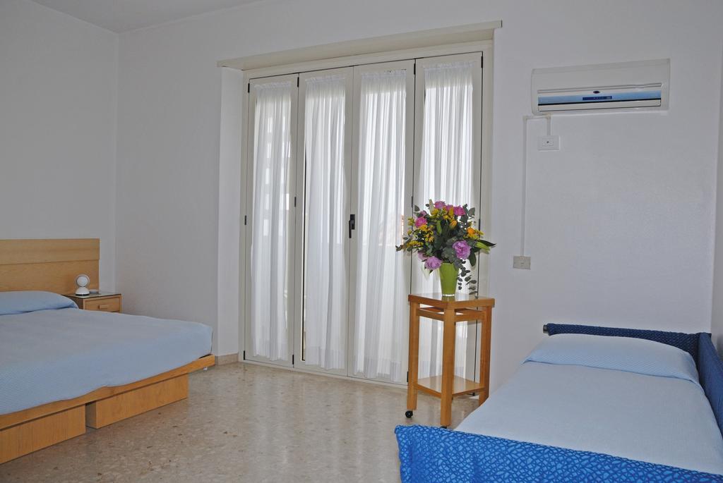 Albergo La Sirenella Sperlonga Esterno foto