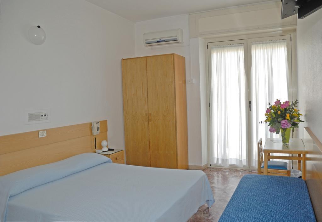 Albergo La Sirenella Sperlonga Esterno foto