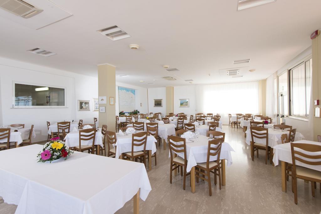Albergo La Sirenella Sperlonga Esterno foto