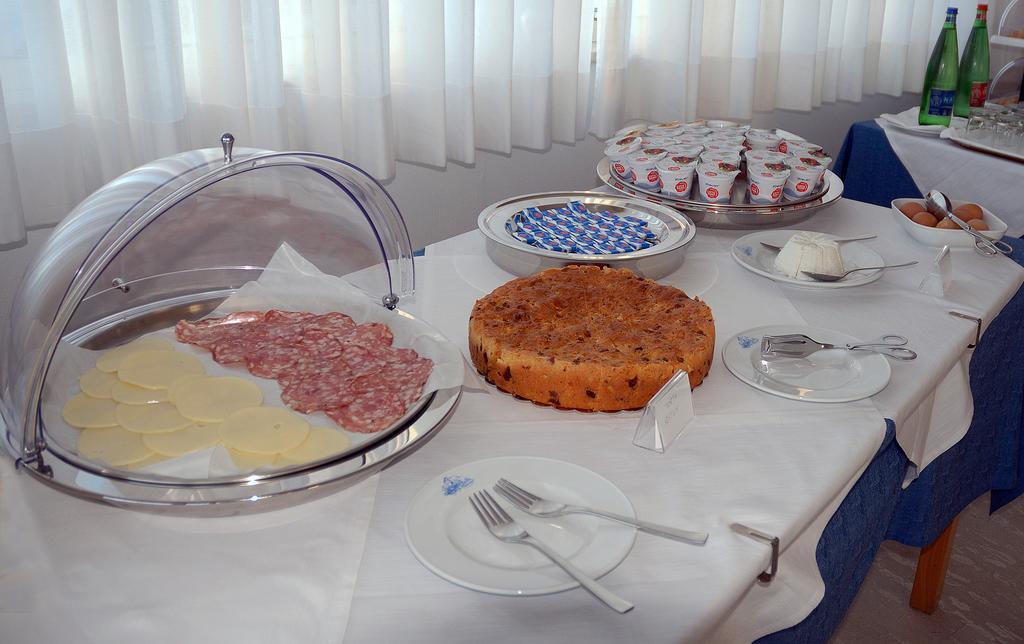 Albergo La Sirenella Sperlonga Esterno foto