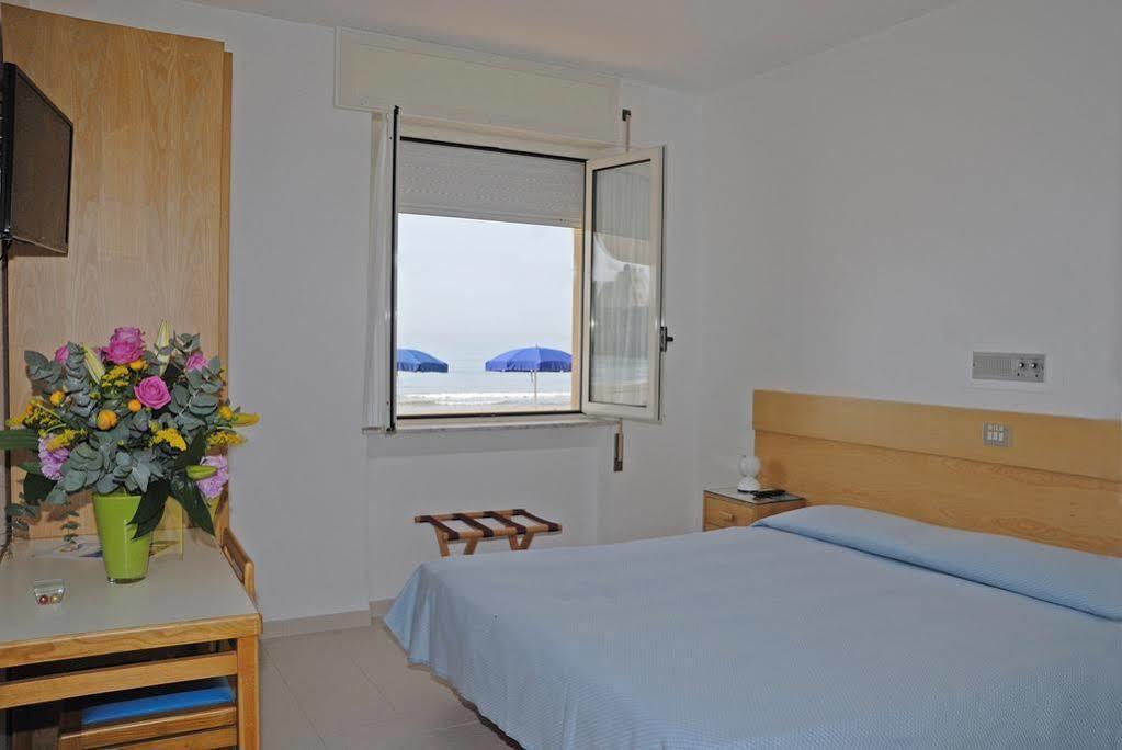 Albergo La Sirenella Sperlonga Esterno foto